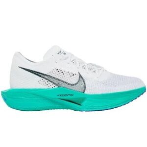 Nike Women's vapor fly shoes